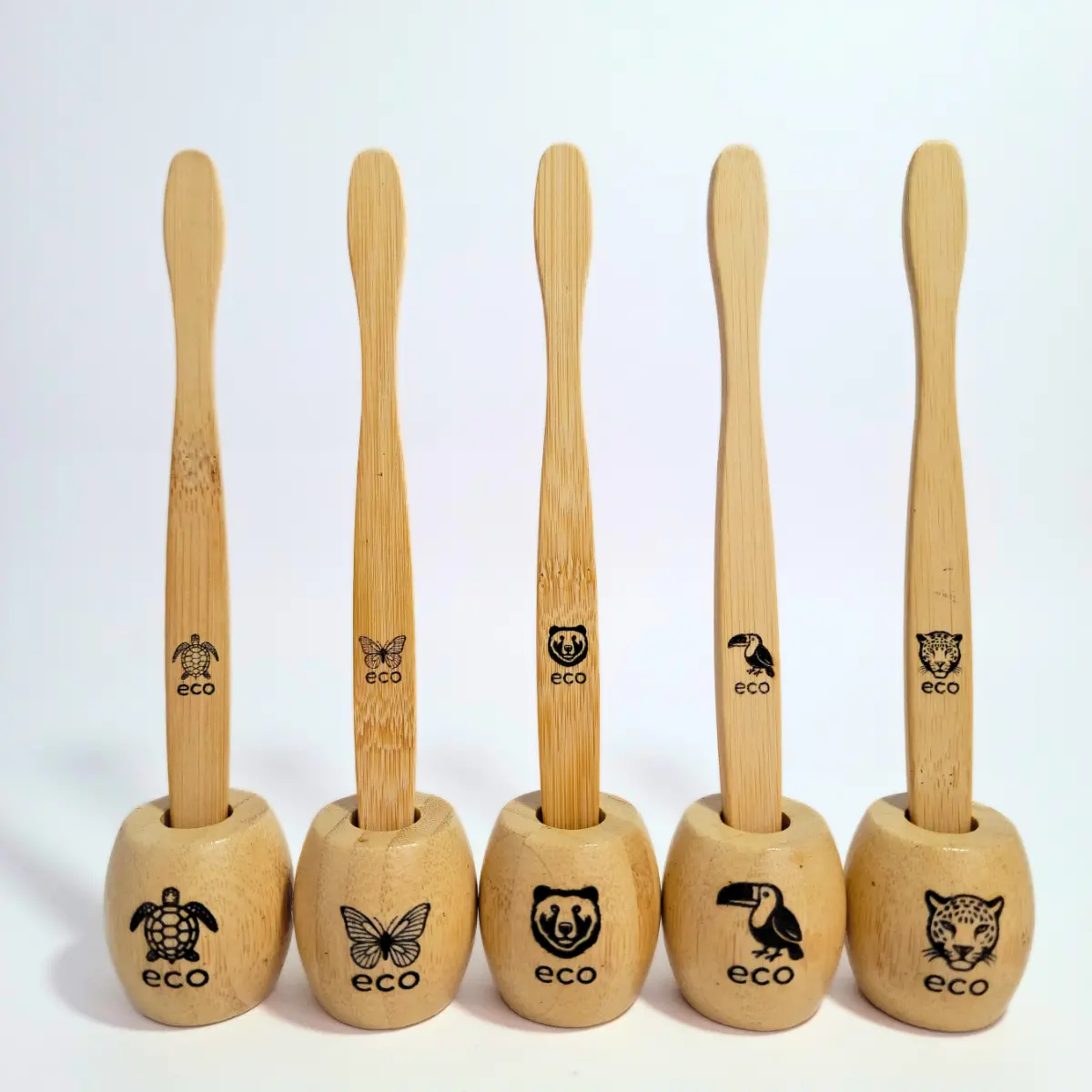 kit cepillos clasicos con soporte bambu